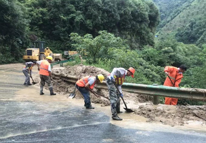 “利奇馬”臺風致安徽多地公路受損 公路部門全力搶修