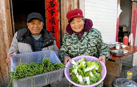 只賣(mài)3元!一碗水餃溫暖趕集人